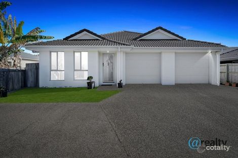 17 Bluegrass Ct, Hillcrest, QLD 4118