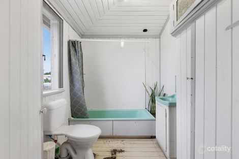 Property photo of 309 George Street Depot Hill QLD 4700