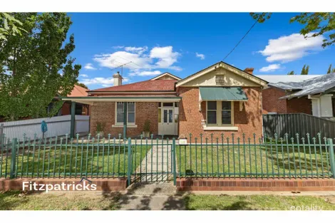 11 Thorne St, Wagga Wagga, NSW 2650