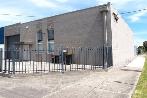 24 Claredale Rd, Dandenong, VIC 3175