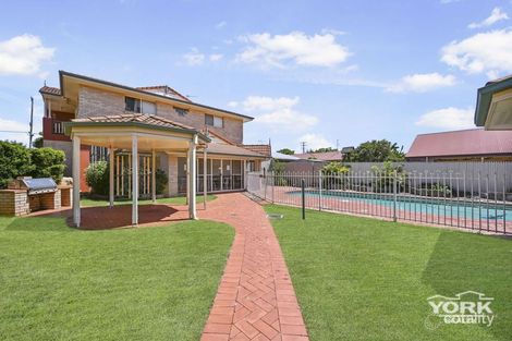 Property photo of 2/484-486 West Street Kearneys Spring QLD 4350