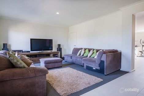 Property photo of 30 Scrubwren Drive Williams Landing VIC 3027