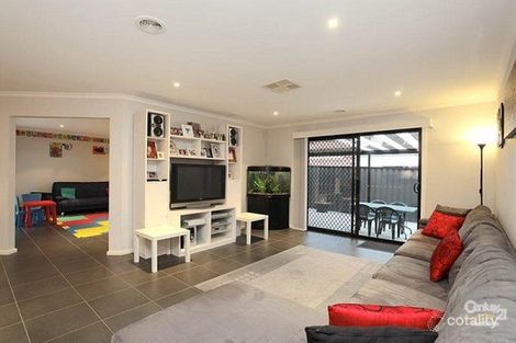 Property photo of 9 Beechworth Avenue Greenvale VIC 3059