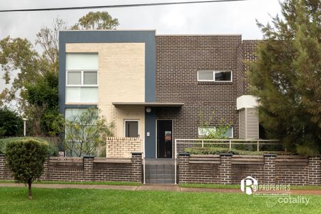 Property photo of 6/4 Barangaroo Road Toongabbie NSW 2146