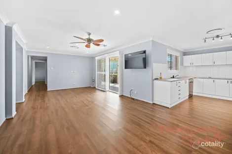 Property photo of 72 Ballydoyle Drive Ashtonfield NSW 2323