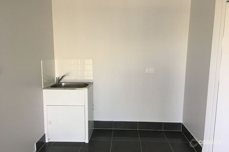 Property photo of 2/32 Tulipwood Crescent Oxley Vale NSW 2340