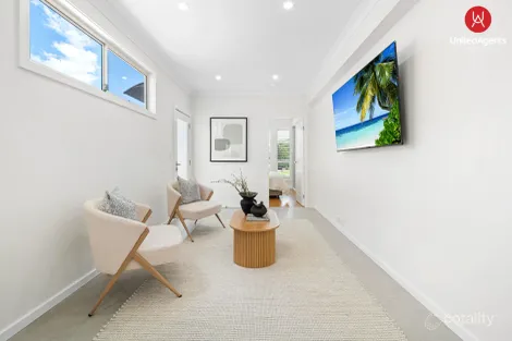 Property photo of 17 Mortimer Close Cecil Hills NSW 2171