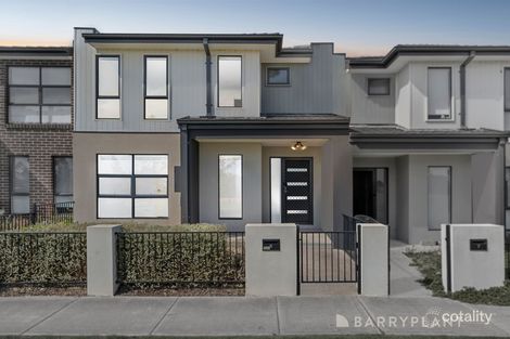 5 Pandan Walk, Manor Lakes, VIC 3024