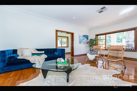 Property photo of 31 Roscommon Road Floreat WA 6014