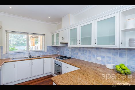 Property photo of 31 Roscommon Road Floreat WA 6014