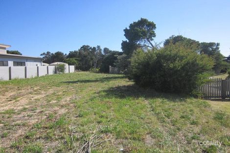 16 Surf Edge Dr, Golden Beach, VIC 3851