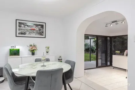 Property photo of 4 Sandra Court Redland Bay QLD 4165