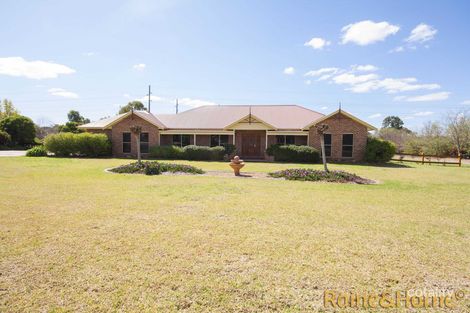 11 Chanara Cres, Dubbo, NSW 2830