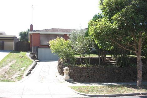 15 Burgundy Dr, Doncaster, VIC 3108