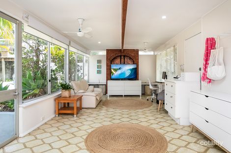 Property photo of 19 Mount Pleasant Avenue Mona Vale NSW 2103