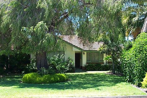 30 Hutt Rd, Morley, WA 6062