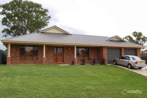 10 Jake Miller Pl, Young, NSW 2594