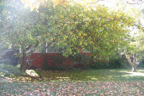 Property photo of 32 Megalong Crescent Campbelltown NSW 2560