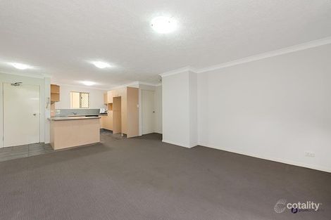 Property photo of 2/69 Coonan Street Indooroopilly QLD 4068
