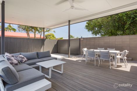 Property photo of 2/42 Dawn Parade Miami QLD 4220