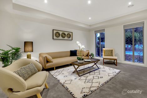 Property photo of 5 Astley Walk Roxburgh Park VIC 3064