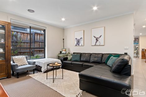 Property photo of 23 Gyrfalcon Way Doreen VIC 3754