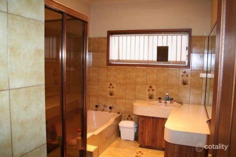 Property photo of 11 Morshead Street Ashmont NSW 2650