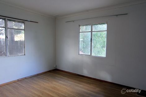 Property photo of 8 Oak Avenue Doveton VIC 3177