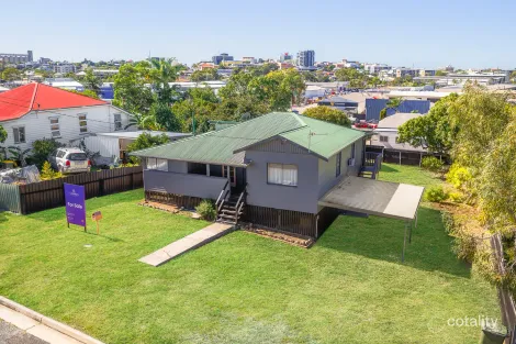 8 Gray St, Gladstone Central, QLD 4680