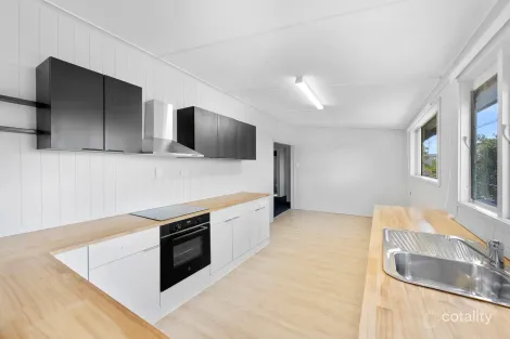 Property photo of 8 Gray Street Gladstone Central QLD 4680