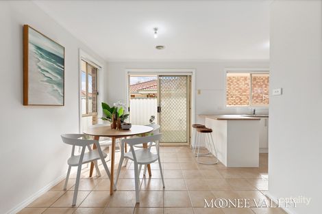 Property photo of 5/102-104 Fox Street St Albans VIC 3021