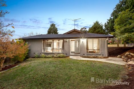 Property photo of 8 Mari Close Greensborough VIC 3088