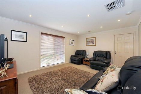 Property photo of 12 Fishburn Place Cranbourne West VIC 3977