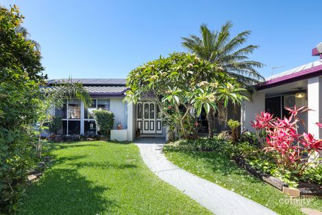 Property photo of 19 Yunga Court Broadbeach Waters QLD 4218