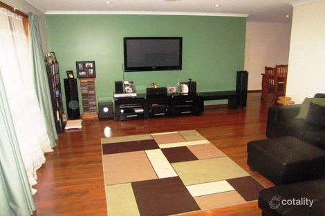 Property photo of 32 Fredrick Drive Woodcroft SA 5162