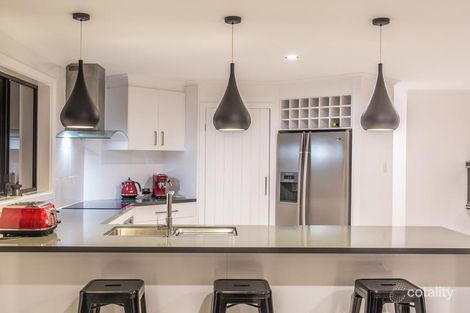 Property photo of 54 Gippsland Drive Helensvale QLD 4212
