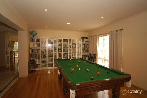 Property photo of 63 Reema Boulevard Endeavour Hills VIC 3802