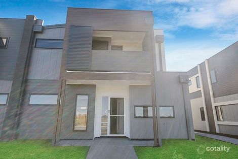 Property photo of 22 Ollie Place Cranbourne East VIC 3977