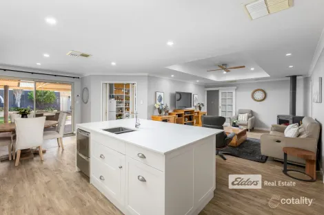 Property photo of 4 Midas View Australind WA 6233