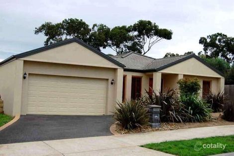 4 Helen St, Mount Martha, VIC 3934