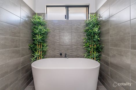 Property photo of 36 Torridge Approach Piara Waters WA 6112