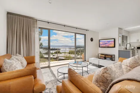 Property photo of 1/18 Nettin Circuit Jindabyne NSW 2627