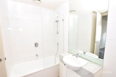 Property photo of 211/100 Kavanagh Street Southbank VIC 3006