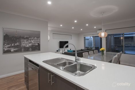 17 Mimica St, Dayton, WA 6055