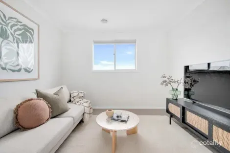 Property photo of 56 Runcorn Crescent Strathtulloh VIC 3338