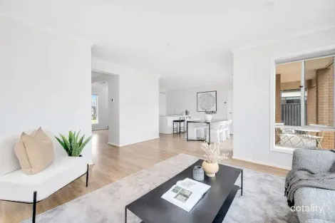 Property photo of 56 Runcorn Crescent Strathtulloh VIC 3338