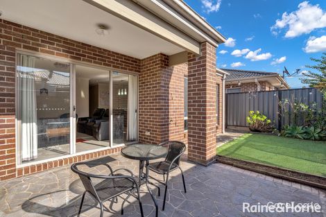 Property photo of 32 Villandry Street Roxburgh Park VIC 3064