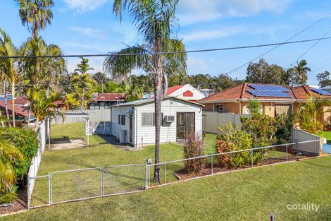 33 Warrina Ave, Summerland Point, NSW 2259