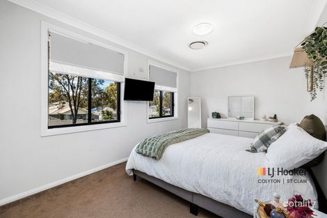 Property photo of 11 Pulley Drive Ropes Crossing NSW 2760