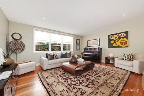 Property photo of 16 Neeworra Road Northbridge NSW 2063